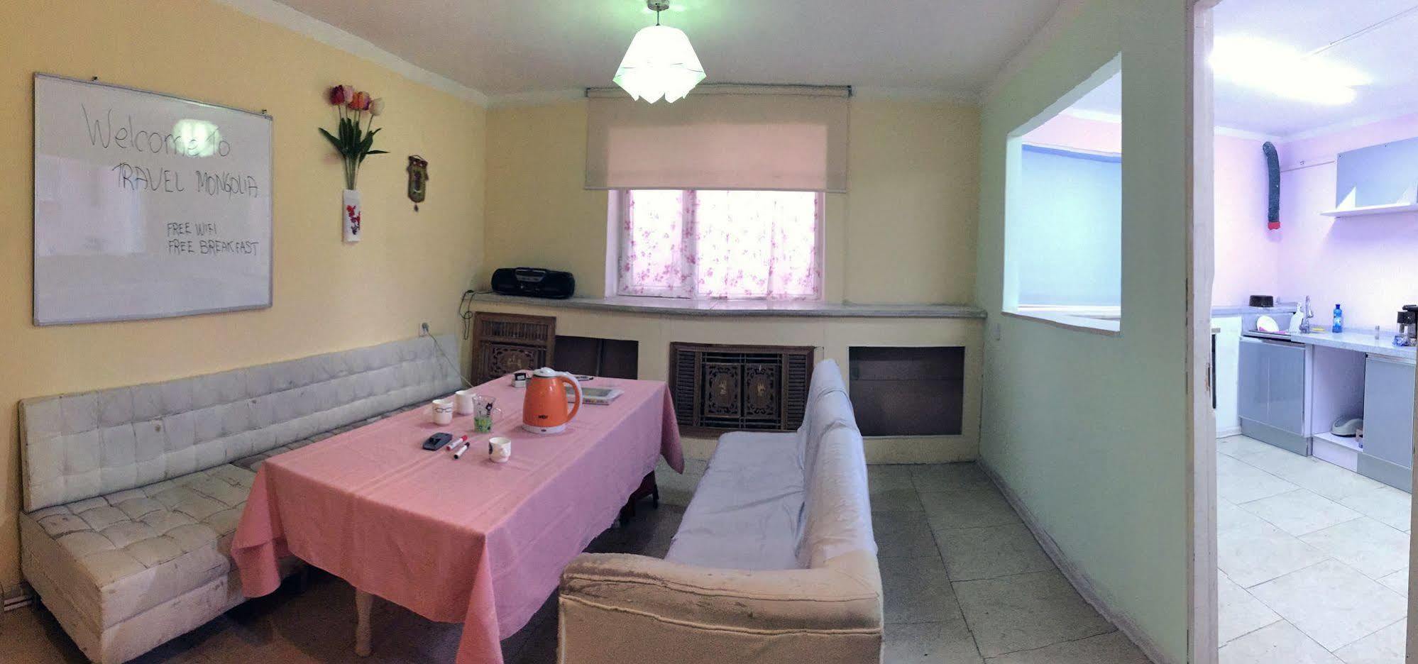 Travel Mongolia Guesthouse Ulan Bator Exteriör bild